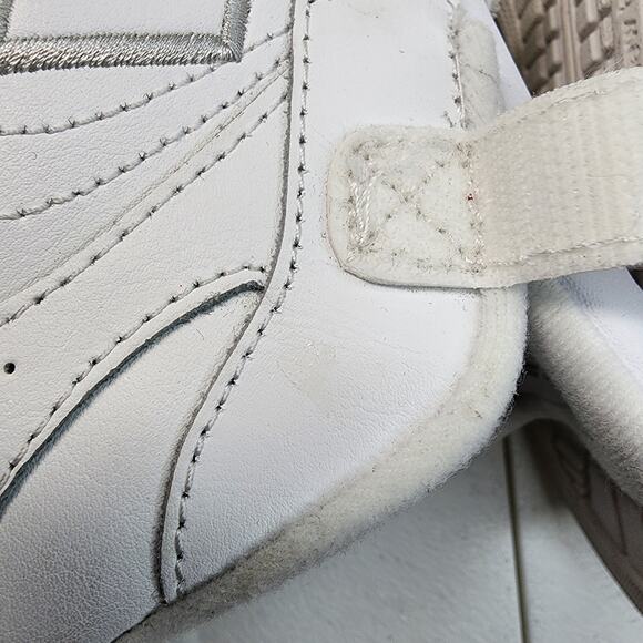 New Balance 577 Walking DSL-2 Hook and Loop Shoes White Size 10 D - Picture 12 of 12